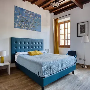 Urbana 37 Maison Rom